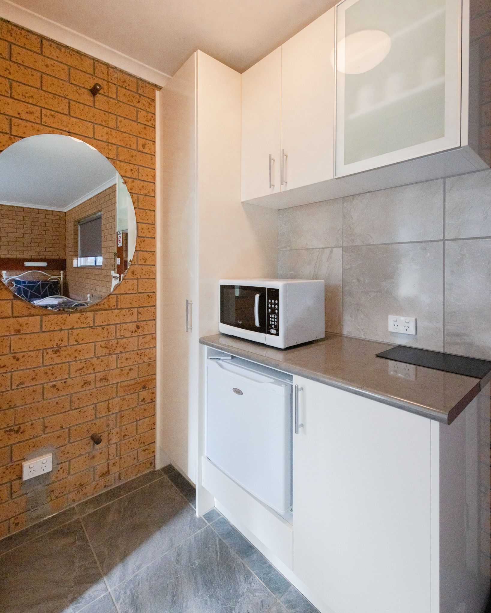 Kitchenette in Superior room